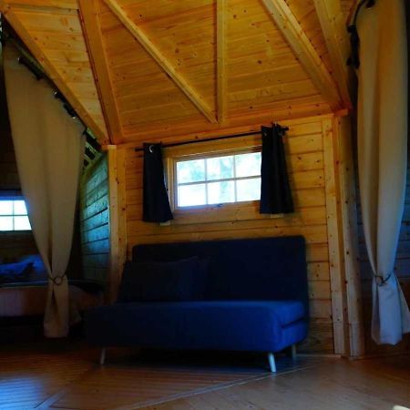 Camping 3 Etoiles - Piscine - Ccbb0Gd Bizanet Kültér fotó
