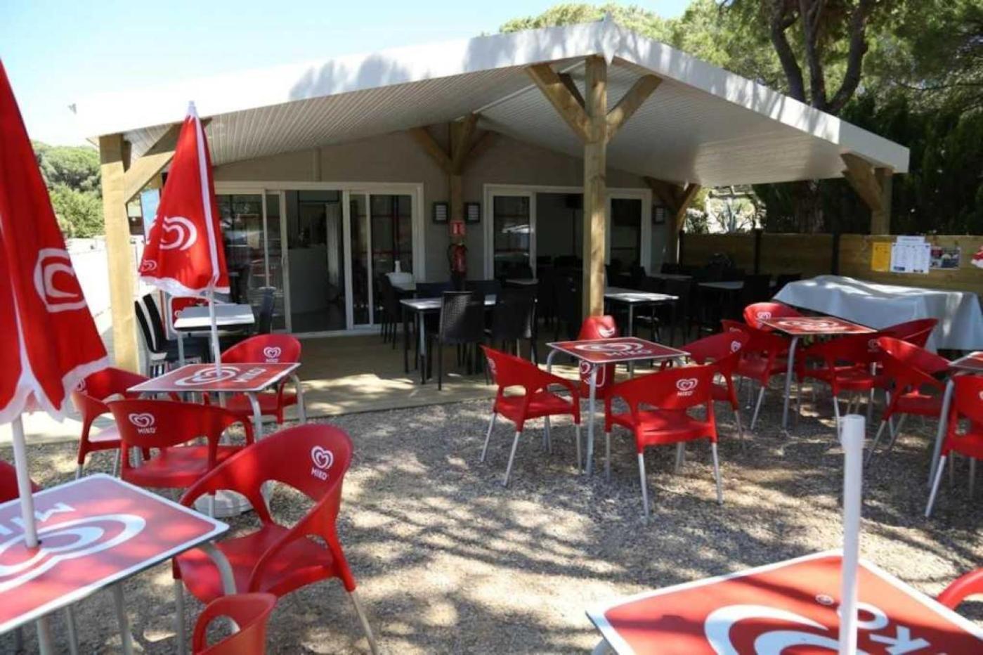 Camping 3 Etoiles - Piscine - Ccbb0Gd Bizanet Kültér fotó